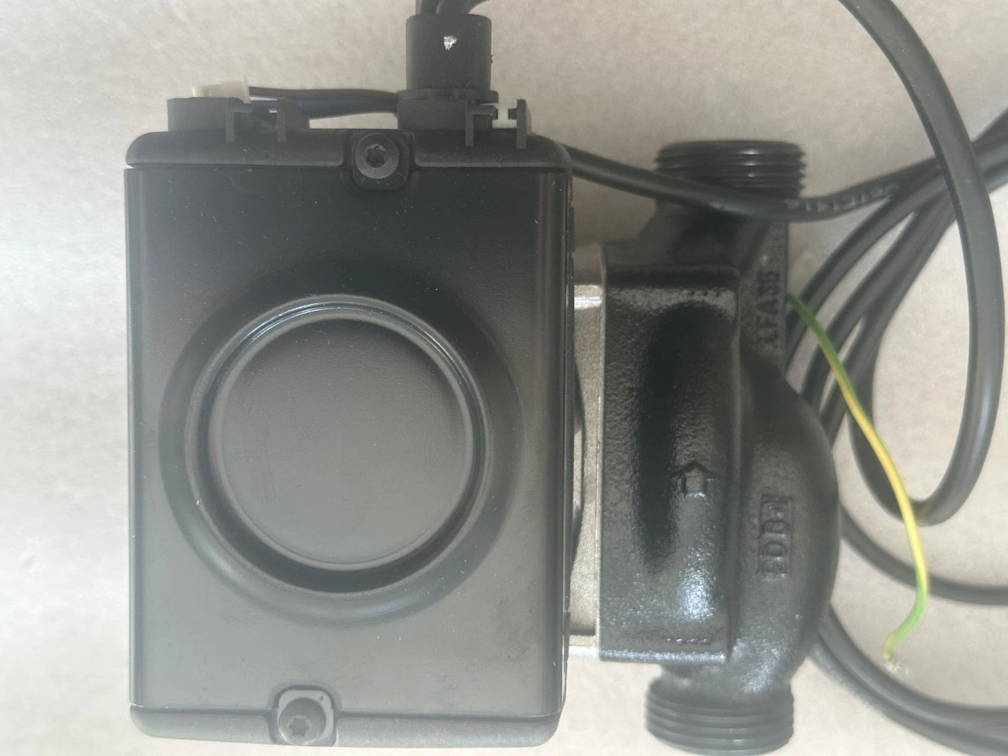 Circulateur Grundfos UPM2 15-70 130 – Pompe électronique de chauffage – Neuf