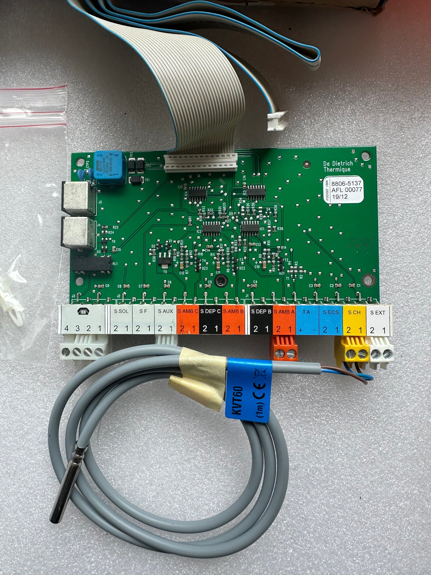 Carte sonde Elm Leblanc Réf. 8806 5137 – Module électronique température – Neuve déstockage sans emballage