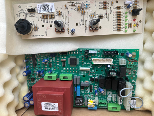 Carte électronique Ariston 60000602 – Neuve – Destockage professionnel