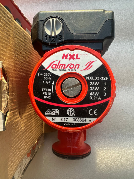 Circulateur NXL33-32P-HX – Pompe de circulation chauffage / ECS – Neuf déstockage