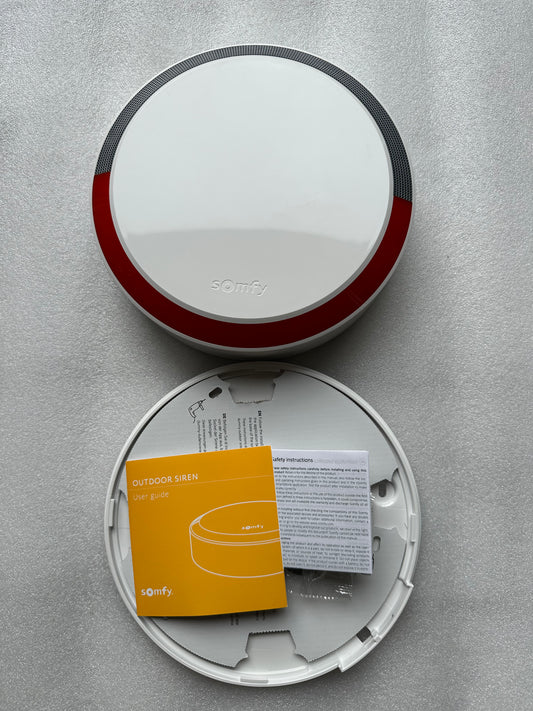 Somfy Protect Outdoor Siren 2401491 – Sirène extérieure vocale 112 dB – Neuve déstockage