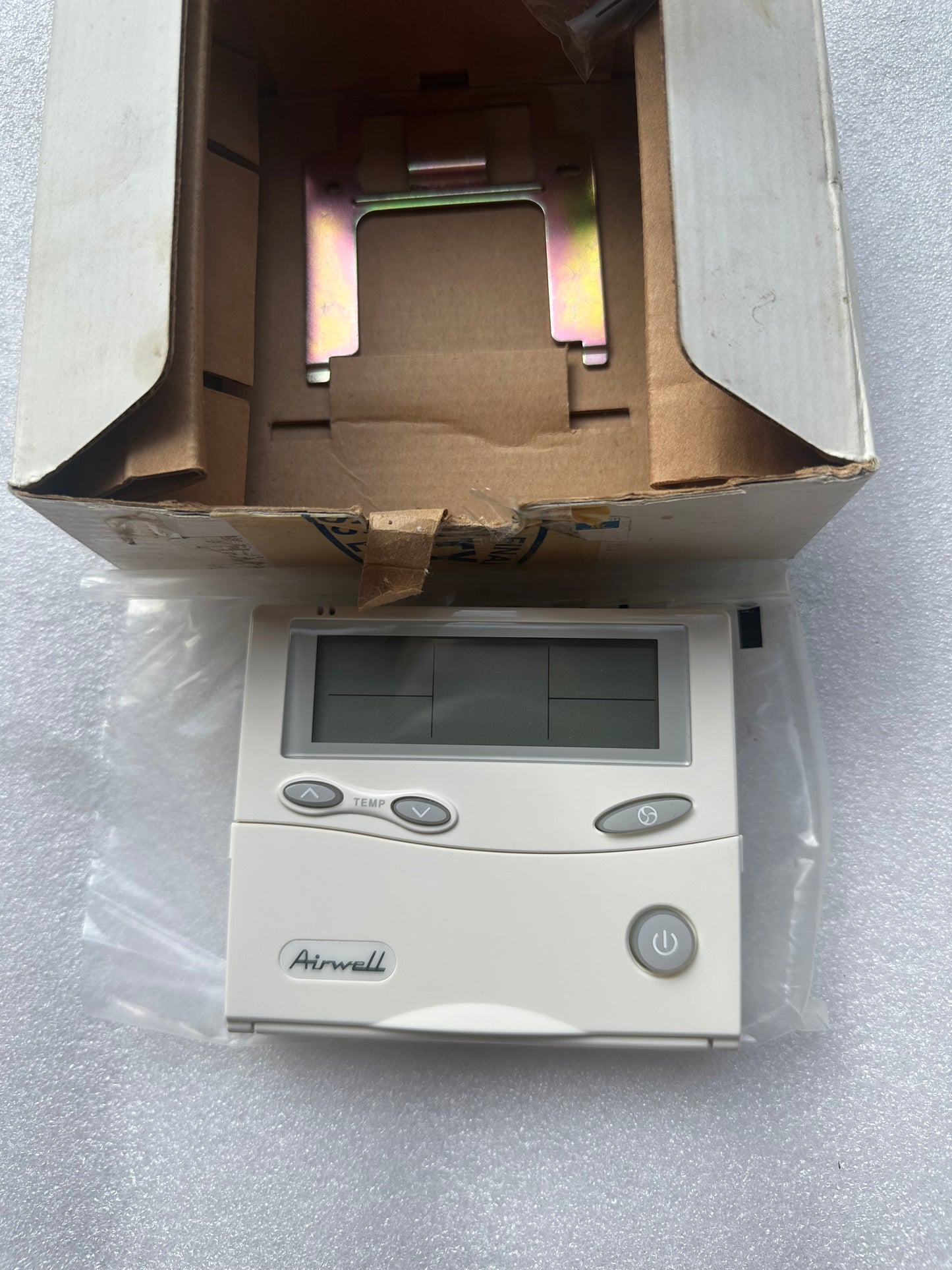Airwell RCW – Télécommande universelle pour climatiseur – Neuve déstockage